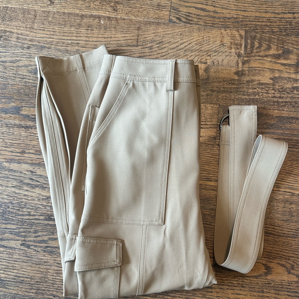 Banana Republic Cargo Pants - Picture 7 of 9